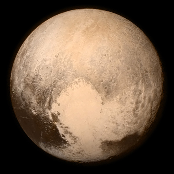 Figura 1 - Planeta-anão Plutão fotografado pela sonda New Horizons [© NASA].